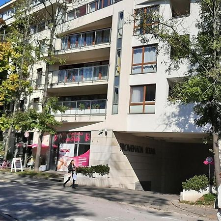 Апартаменты Apartament Luxon 4 Кельце Экстерьер фото